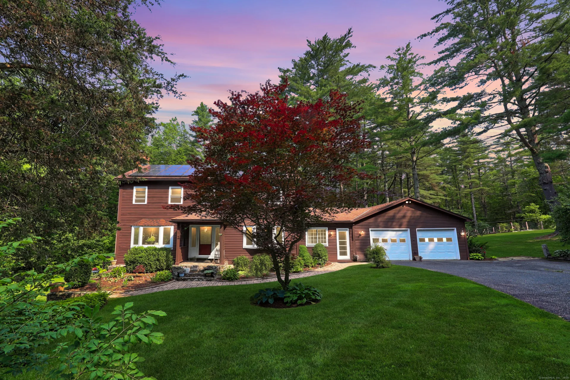 11 College Hill Road, North Canaan, CT