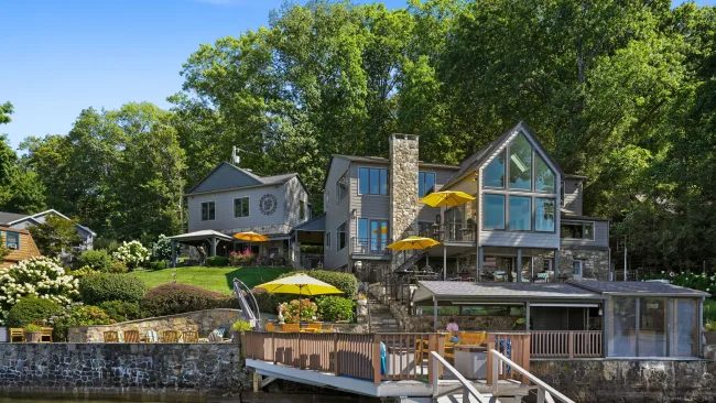 5 Shady Knolls, Danbury, CT