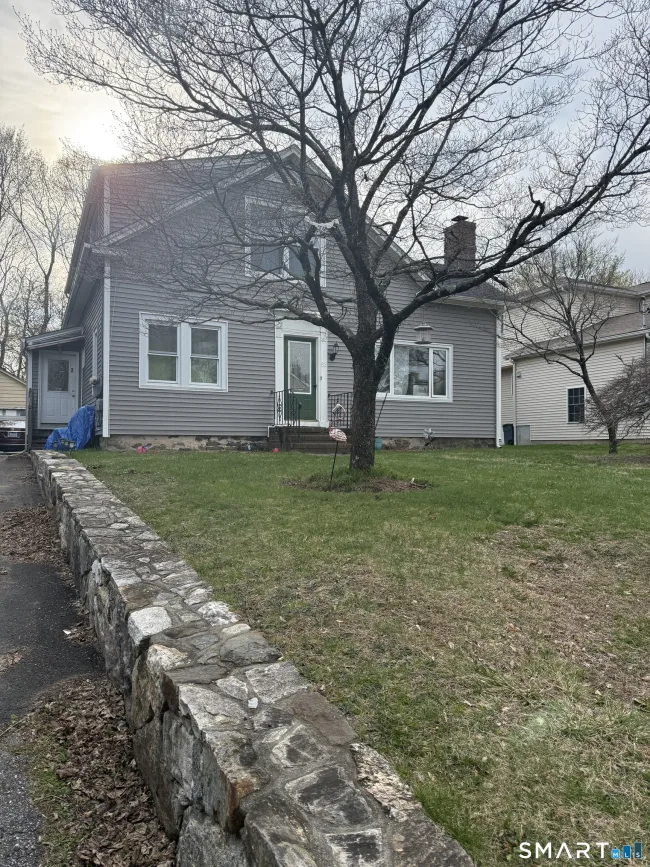 53 Holley Street Extension