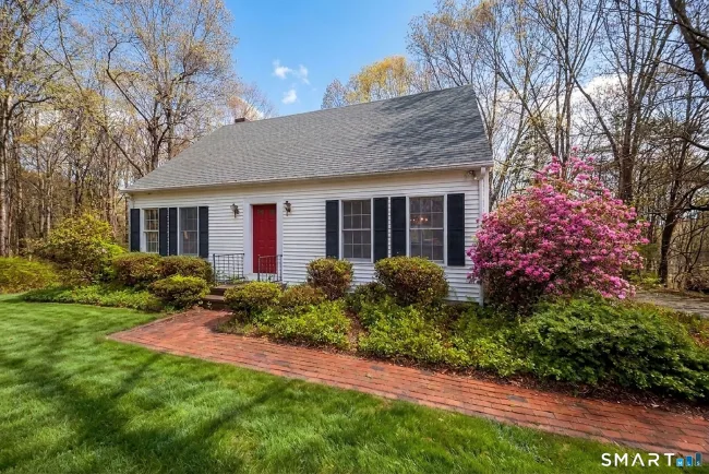 526 Horse Pond Road