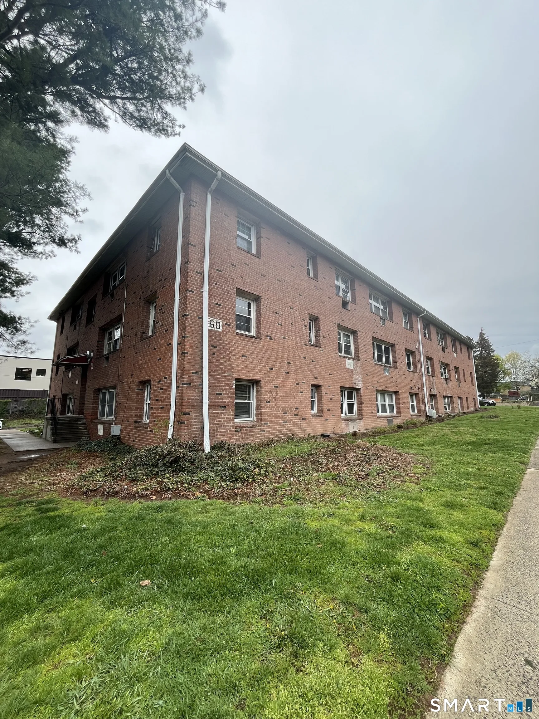 40 Donna Drive #B11, New Haven, CT