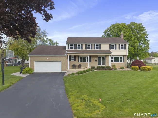 152 Surrey Drive
