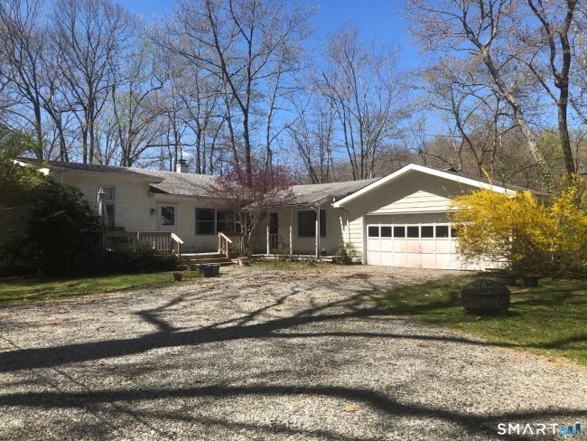 27 Pine Ridge Drive