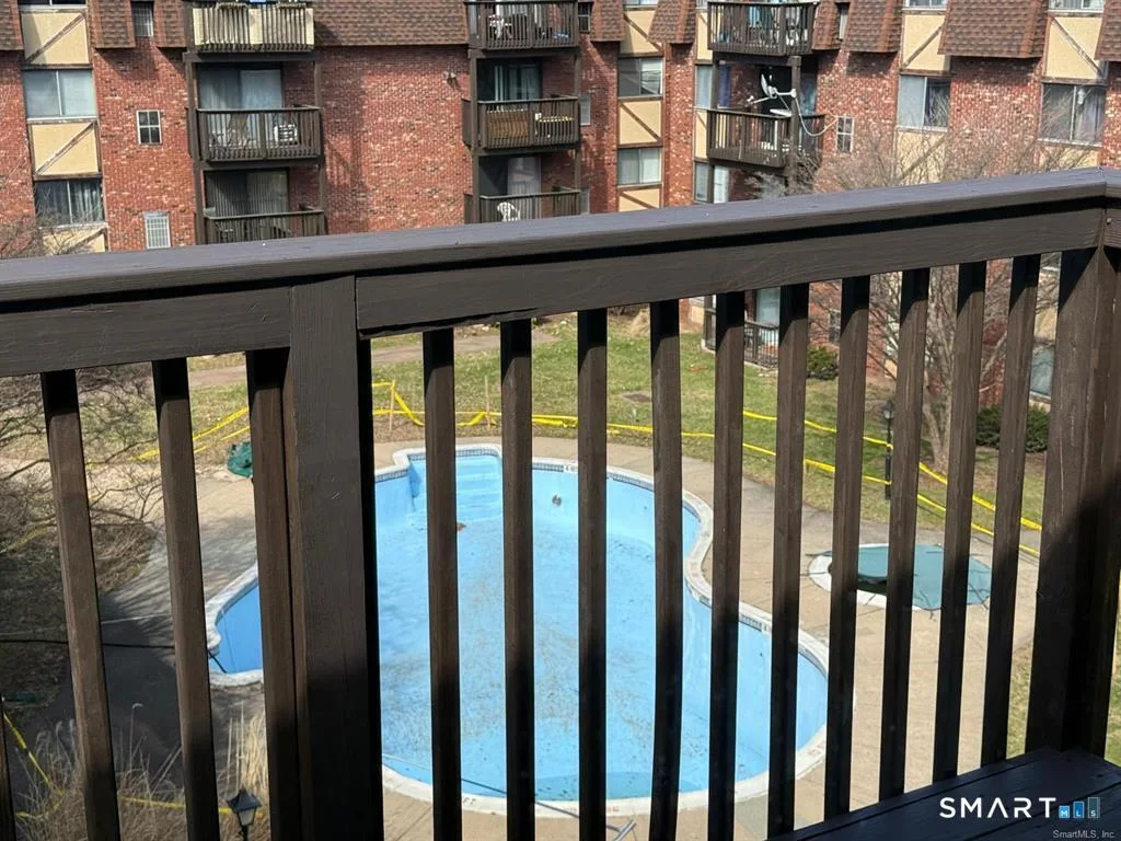 1274 East Main Street #D12, Meriden, CT