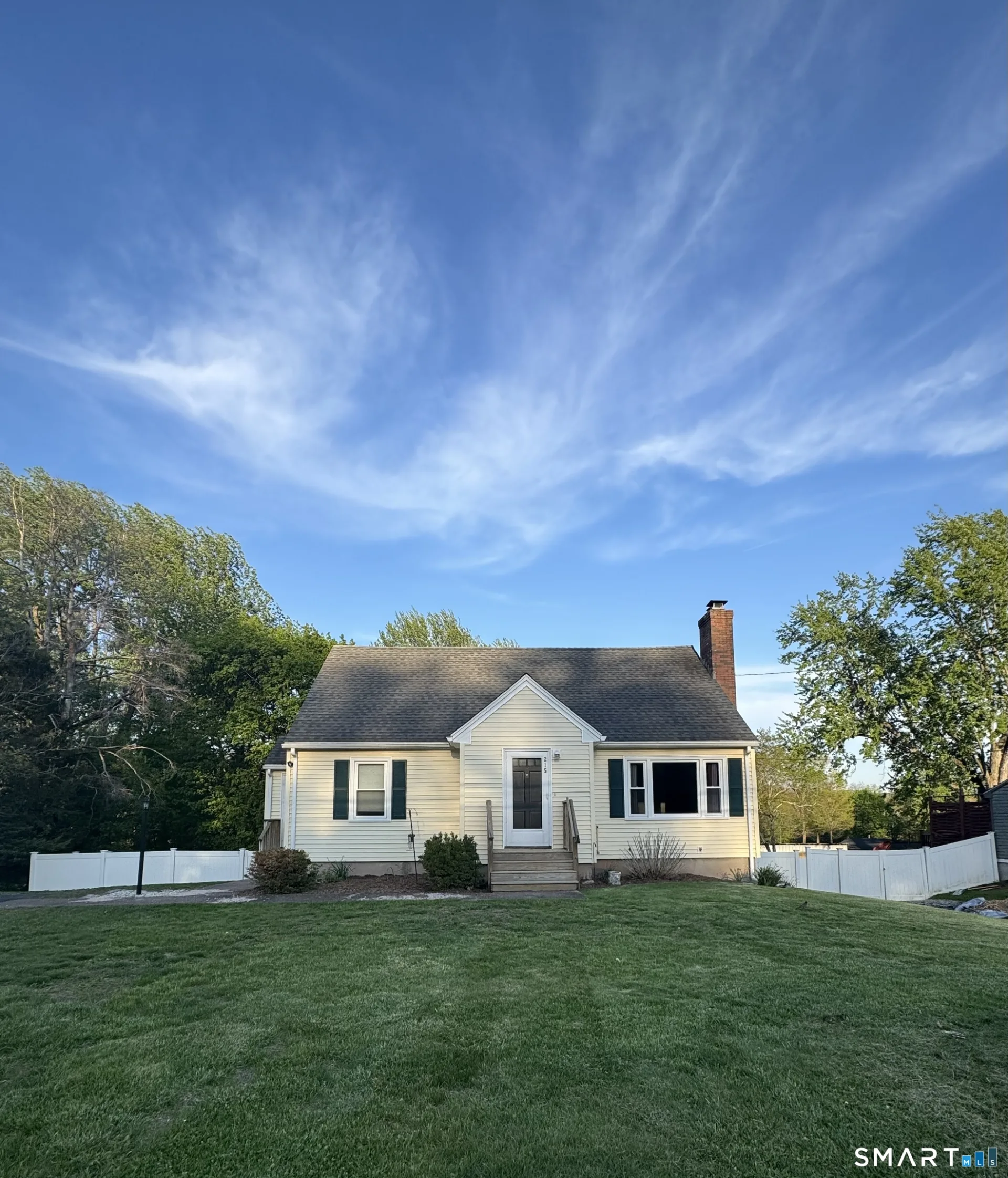 215 Pinney Street, Ellington, CT