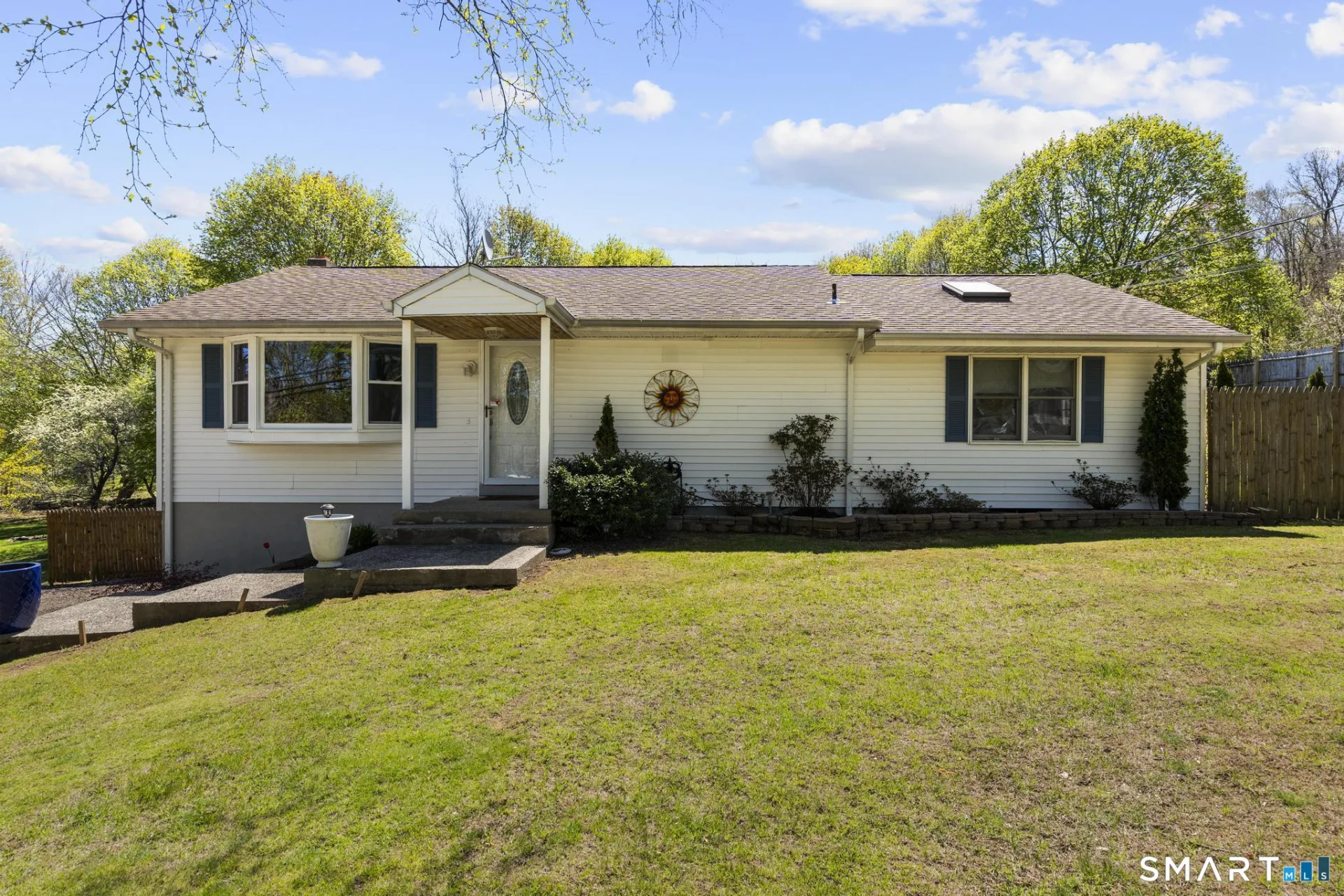 10 Sharp Hill Road, Montville, CT