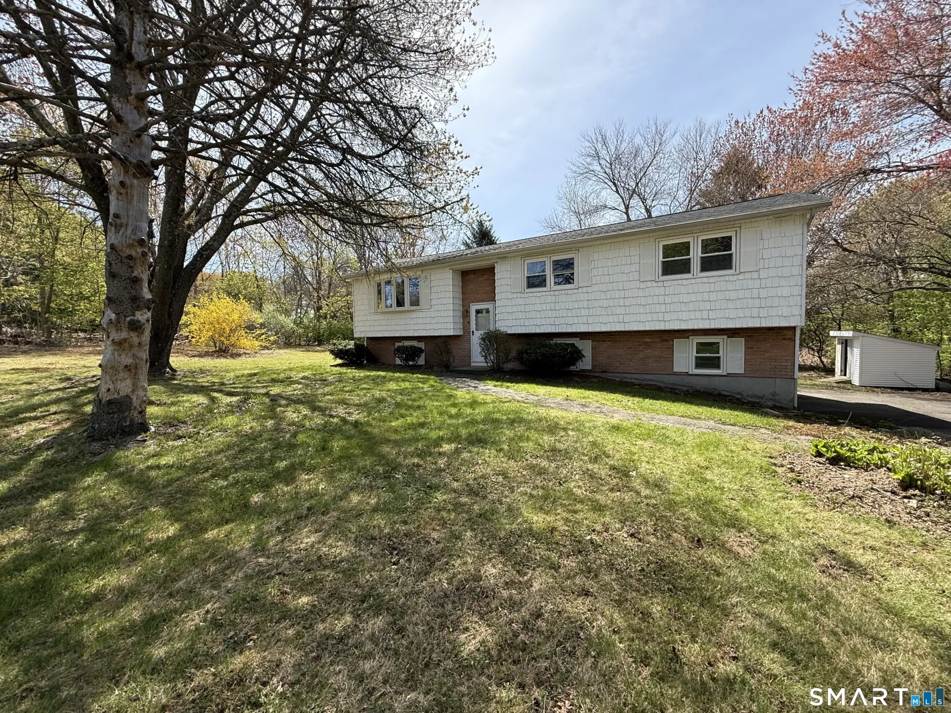 1 Winfield Avenue, Wolcott, CT