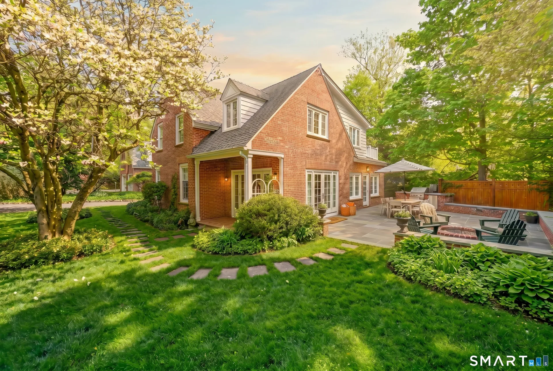 5 Farnham Court, Westport, CT