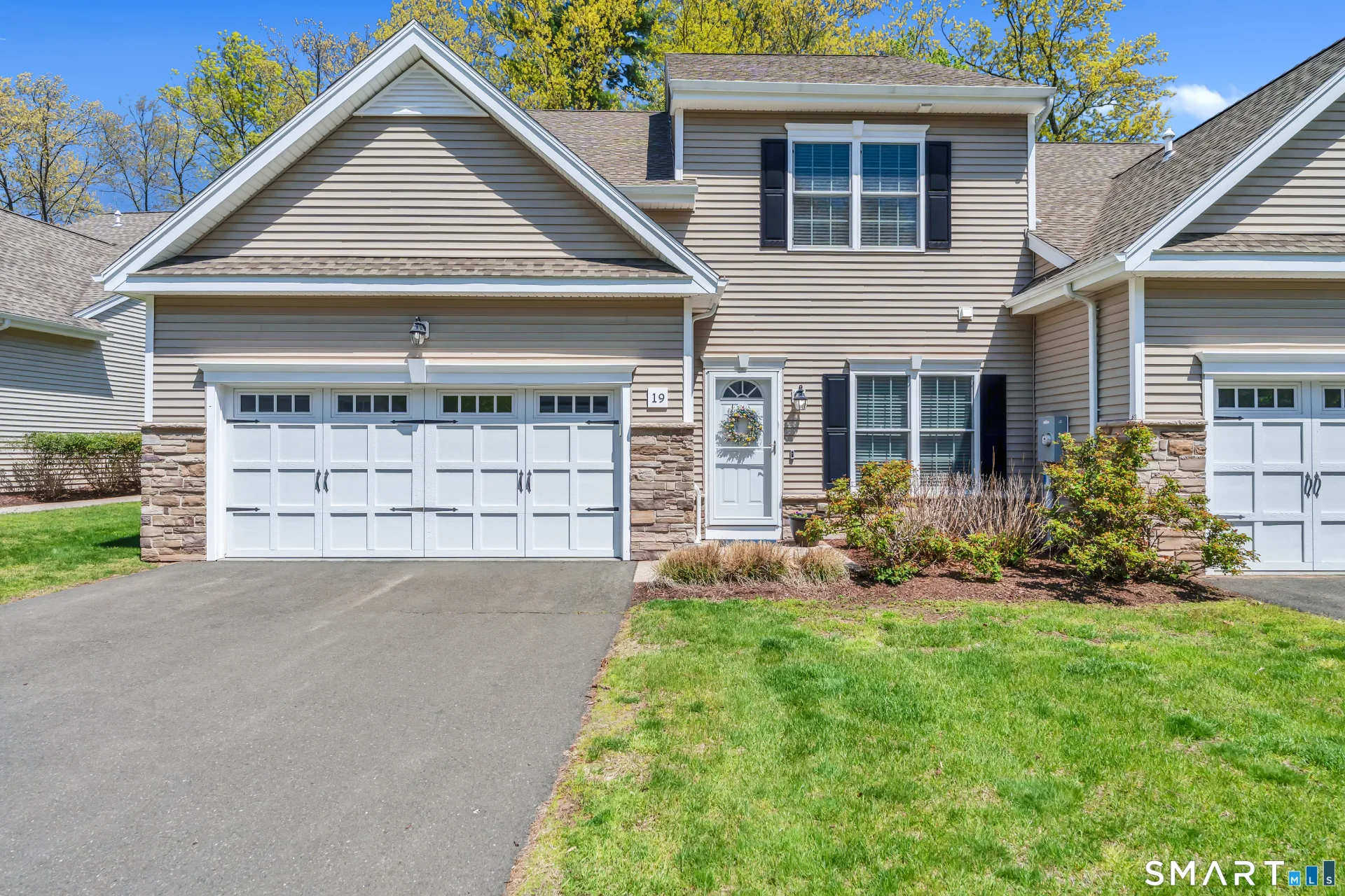 19 Brighton Park Way #19, Bloomfield, CT