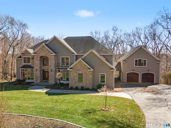 162 Britiani Road, Southbury, CT