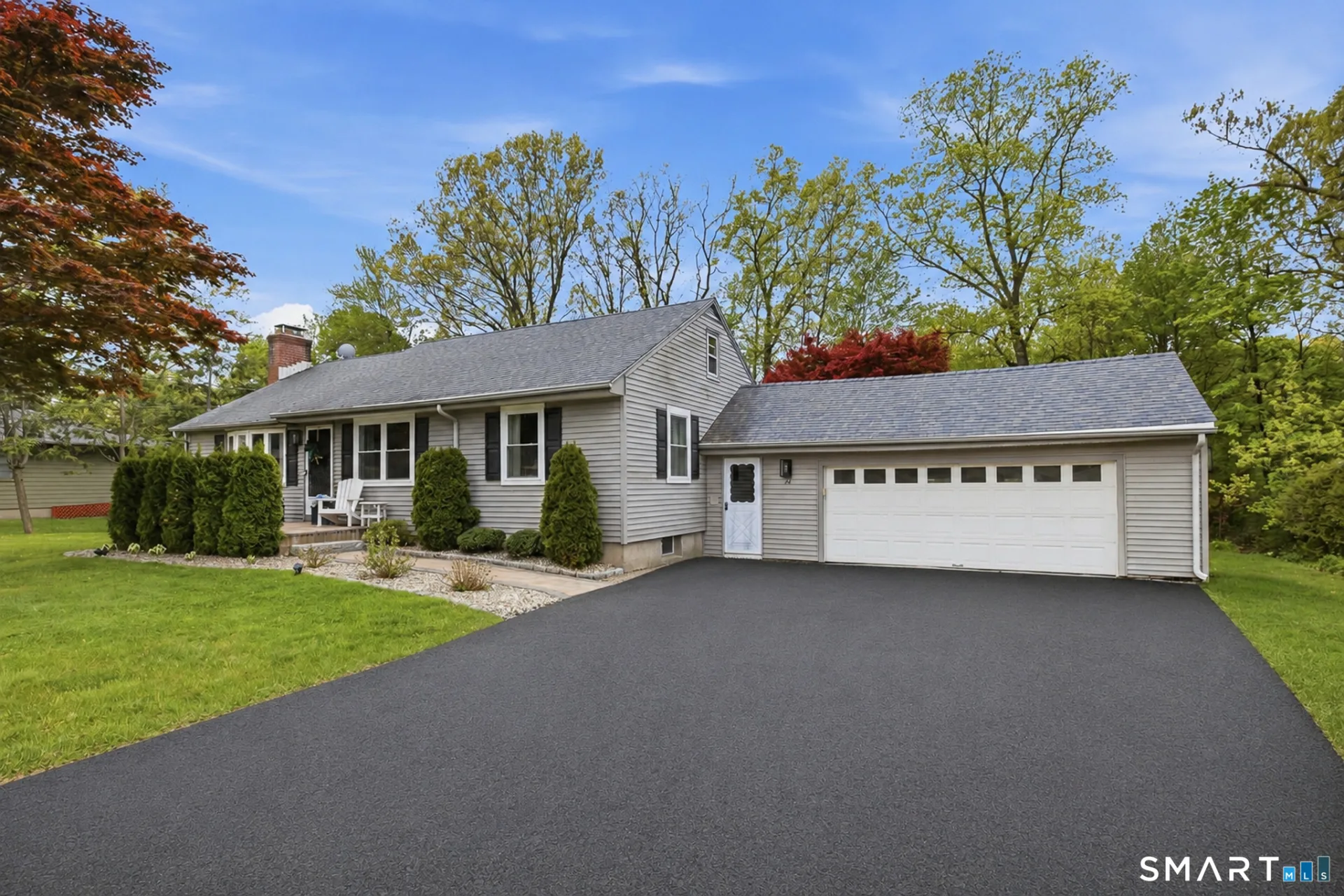 24 Berkshire Drive, Farmington, CT