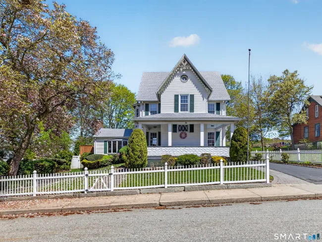 80 Baker Avenue