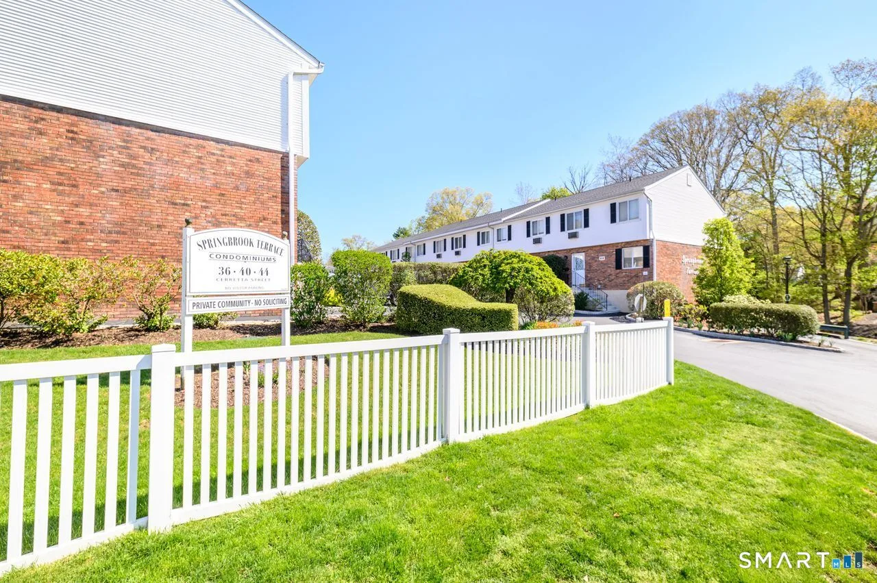 40 Cerretta Street #16D, Stamford, CT