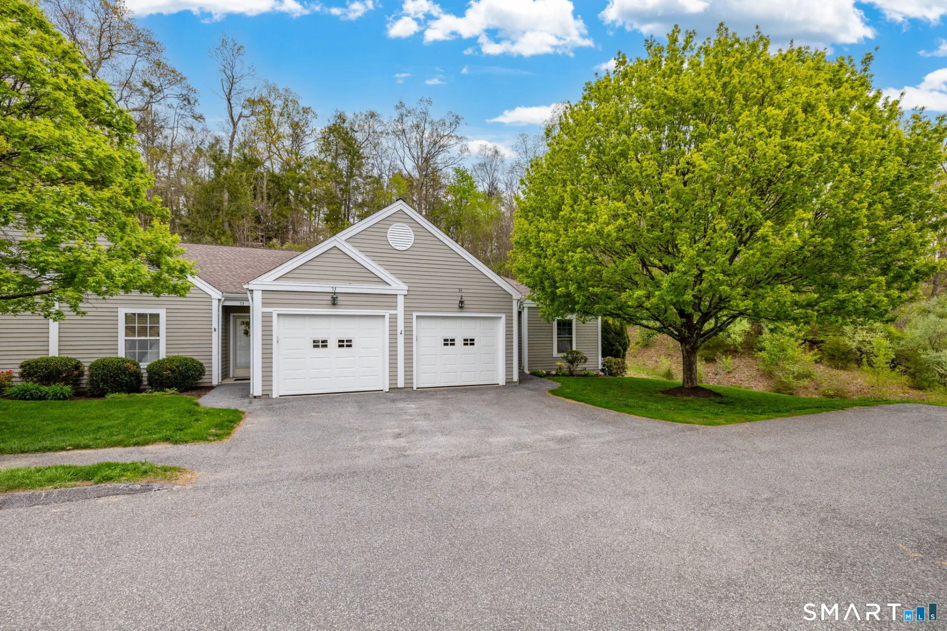 54 Elizabeth Circle #54, Newtown, CT