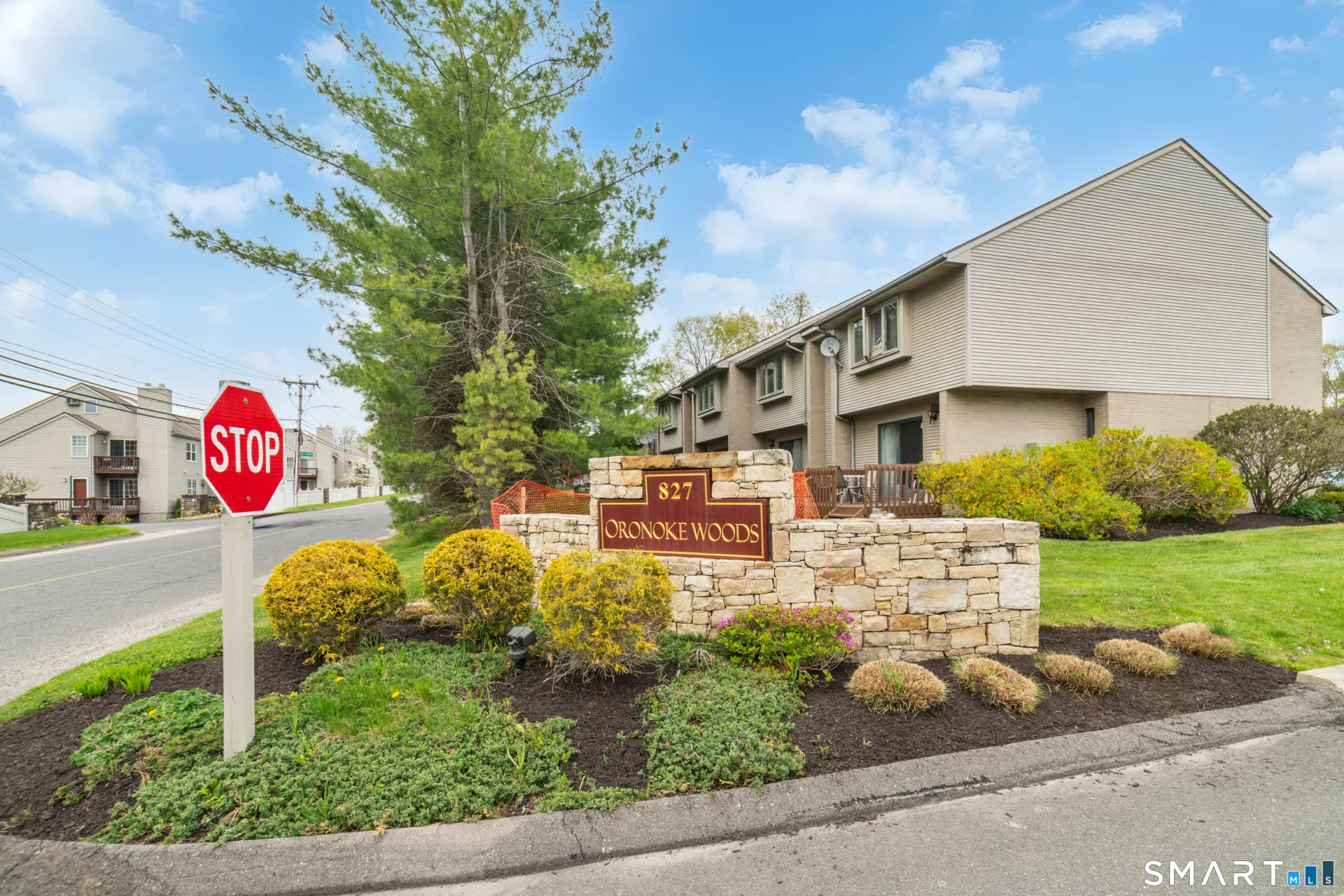 827 Oronoke Road #9-2, Waterbury, CT