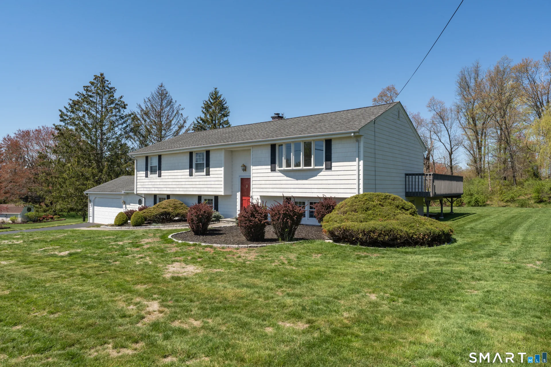 16 Palanga Road, North Branford, CT