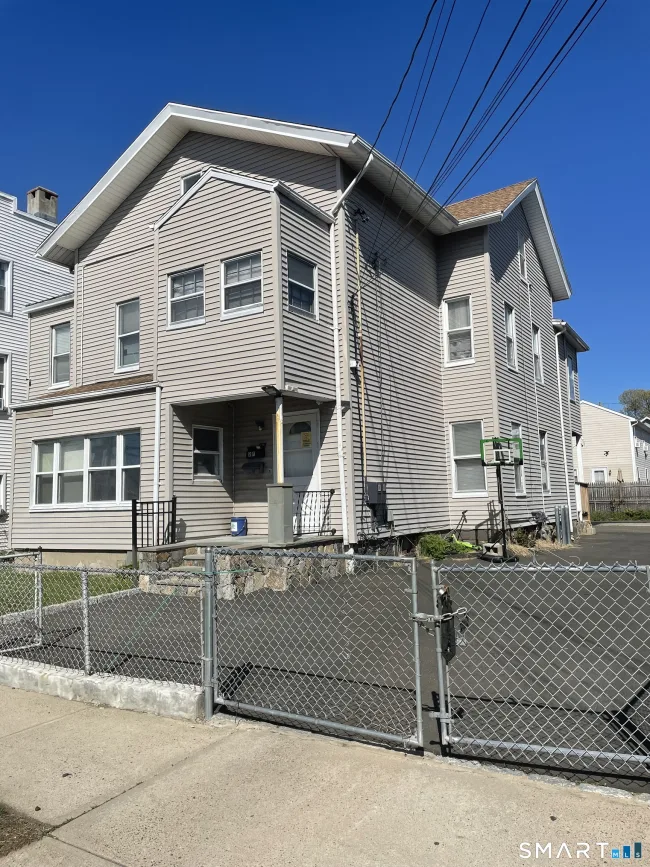 196 Park Street