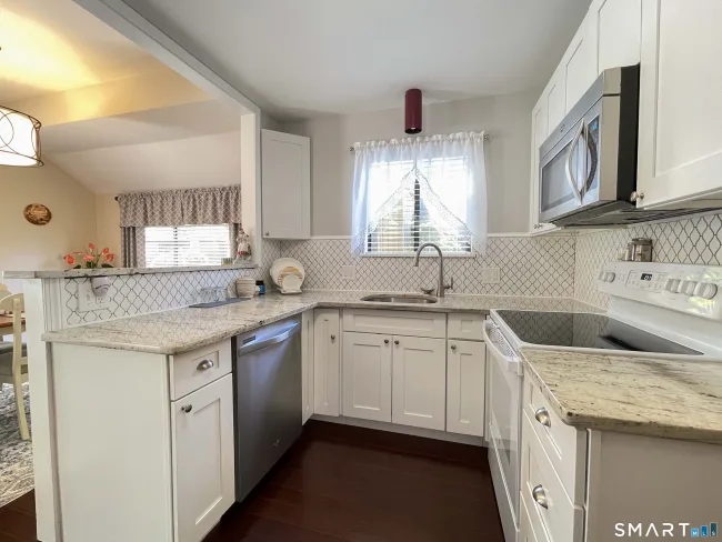 551 Heritage Village #B, Southbury, CT