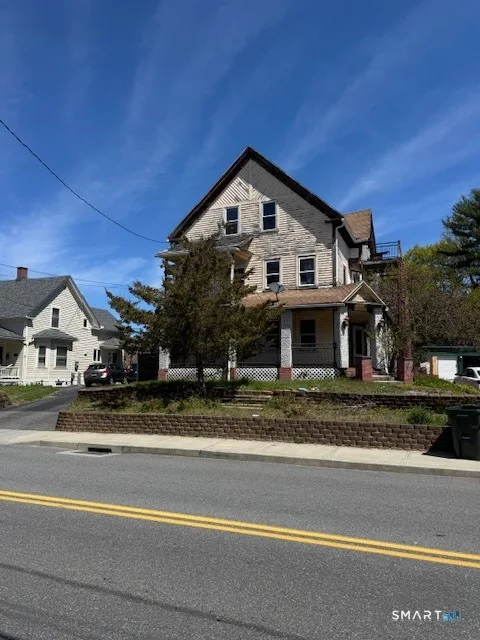 137-139 Woodstock Avenue, Putnam, CT