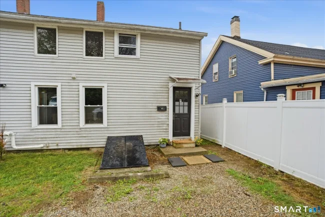 67 Pomfret Street