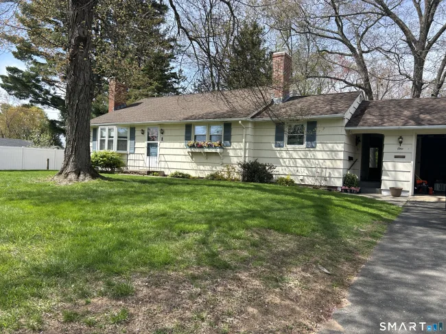 1 Hillcrest Road