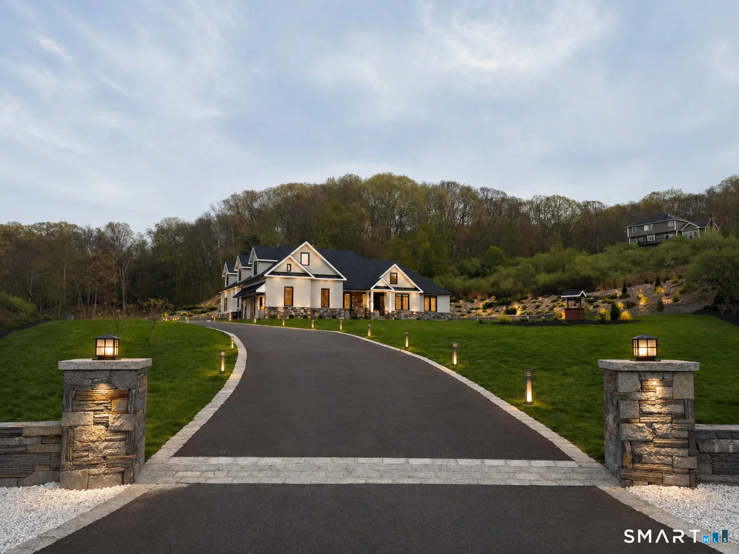 99 Mesa Drive, Bethany, CT