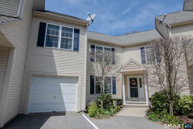 80 Perry Street #205