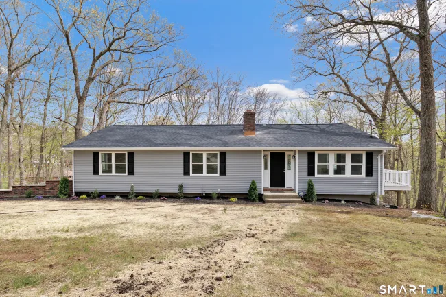11 Carriage Drive