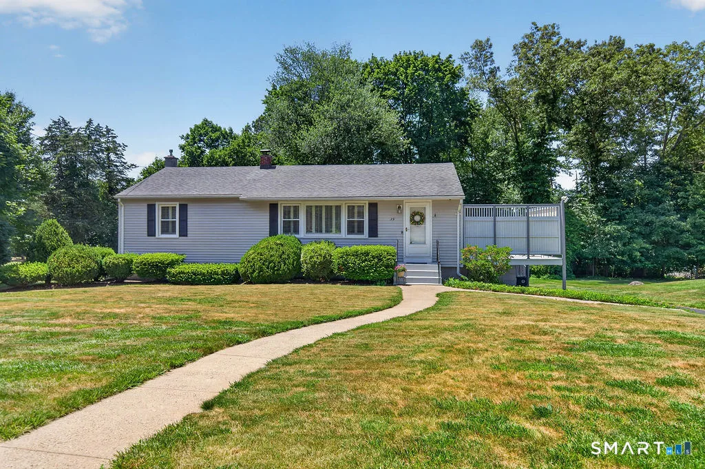 39 Green Hill Lane, Cheshire, CT