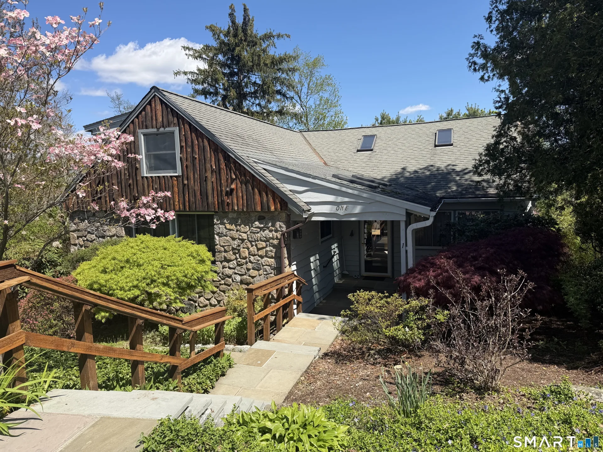 1 Deer Run, New Fairfield, CT