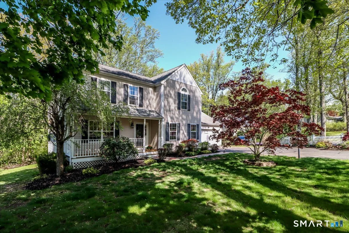 315 Booth Hill Road, Trumbull, CT