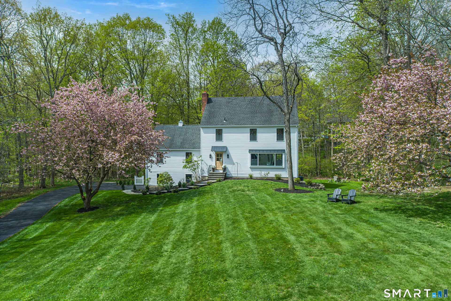 131 Fieldcrest Drive, Ridgefield, CT