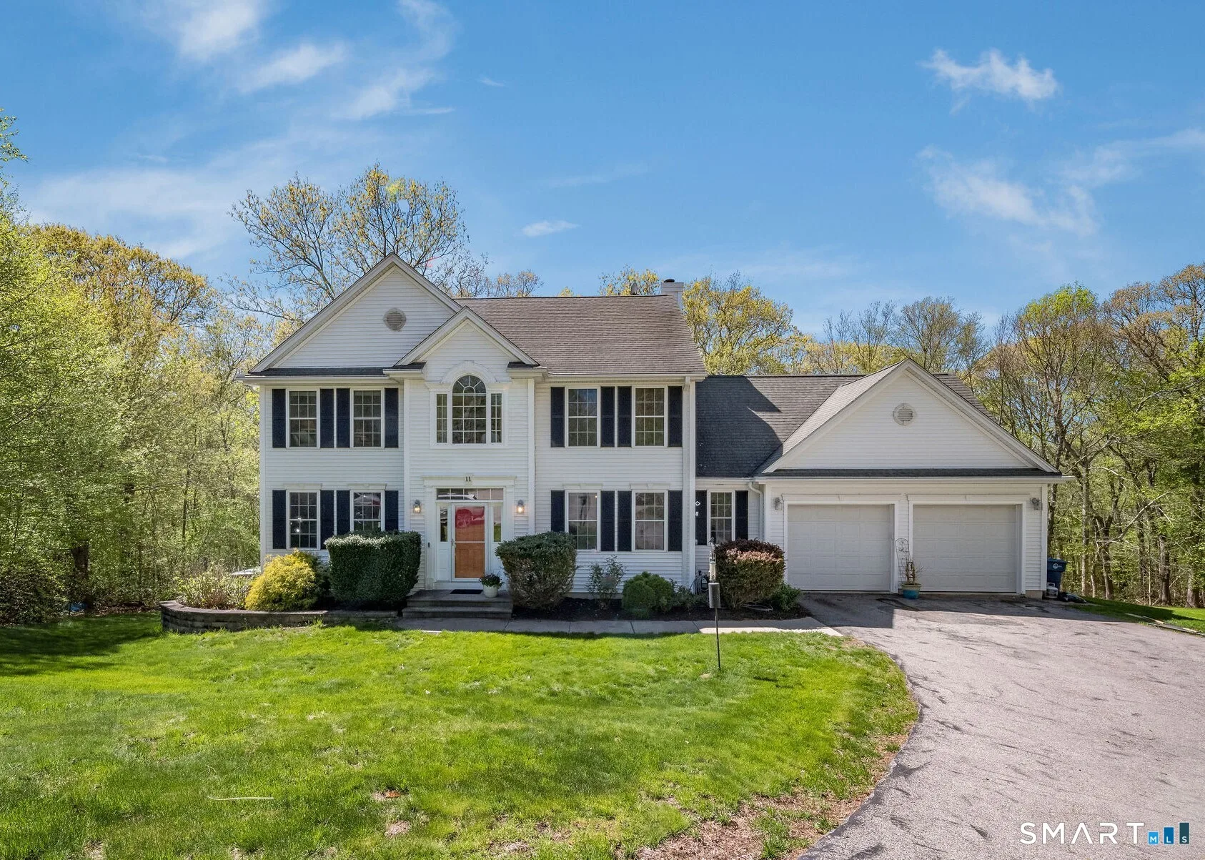 11 White Oak Lane, Waterford, CT