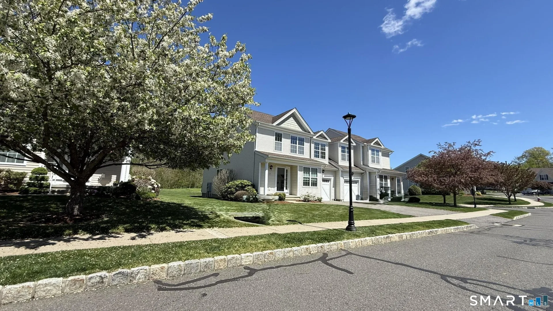 196 Sycamore Drive #196, Prospect, CT