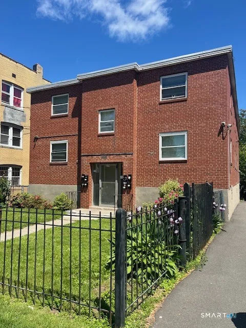 174 Hillside Avenue, Hartford, CT