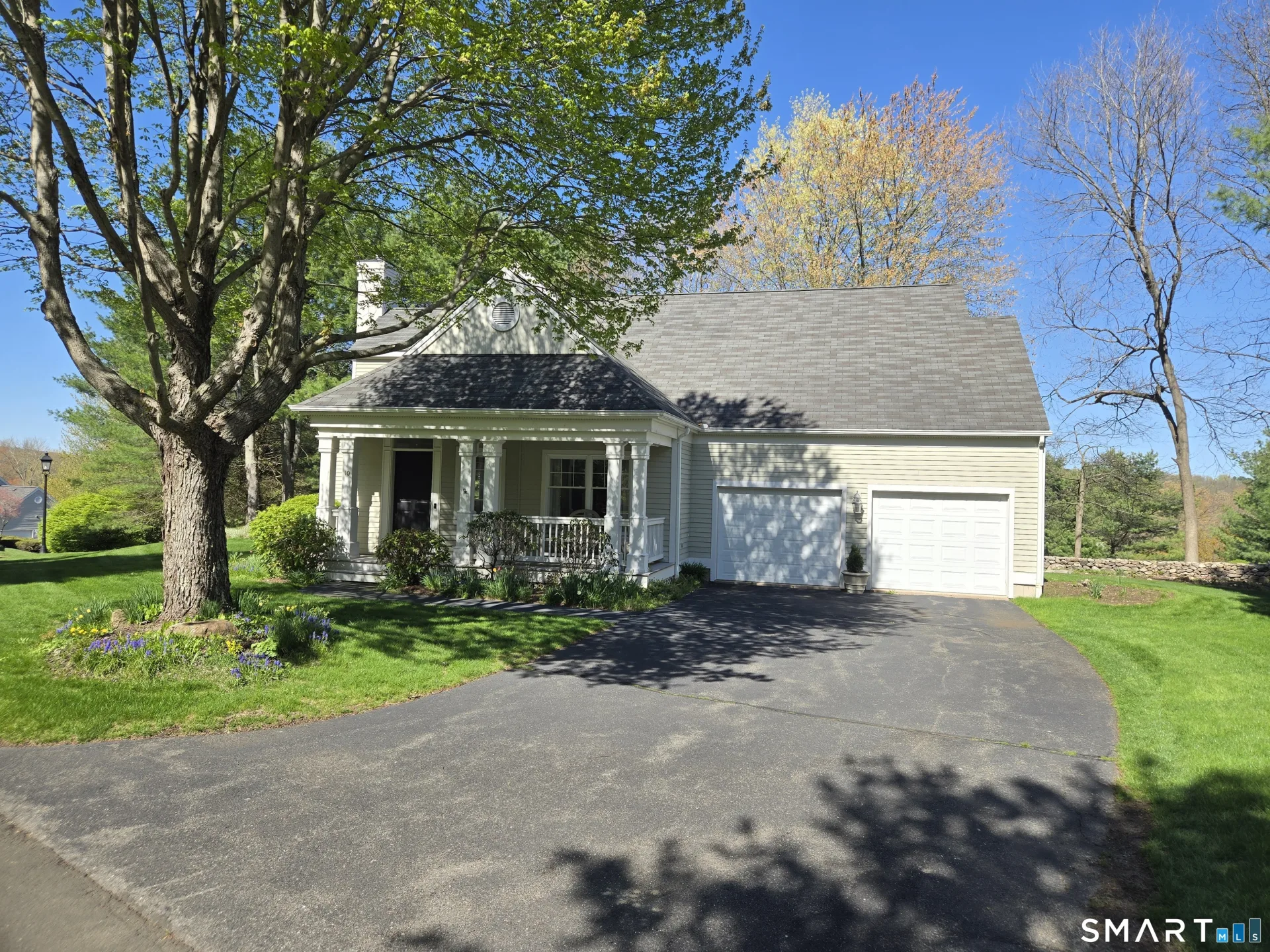 10 Pelham Way #10, Middlebury, CT