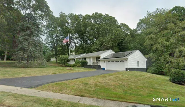 13 Robin Drive, East Haven, CT