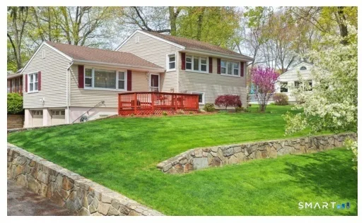 109 Sterling Road, Trumbull, CT