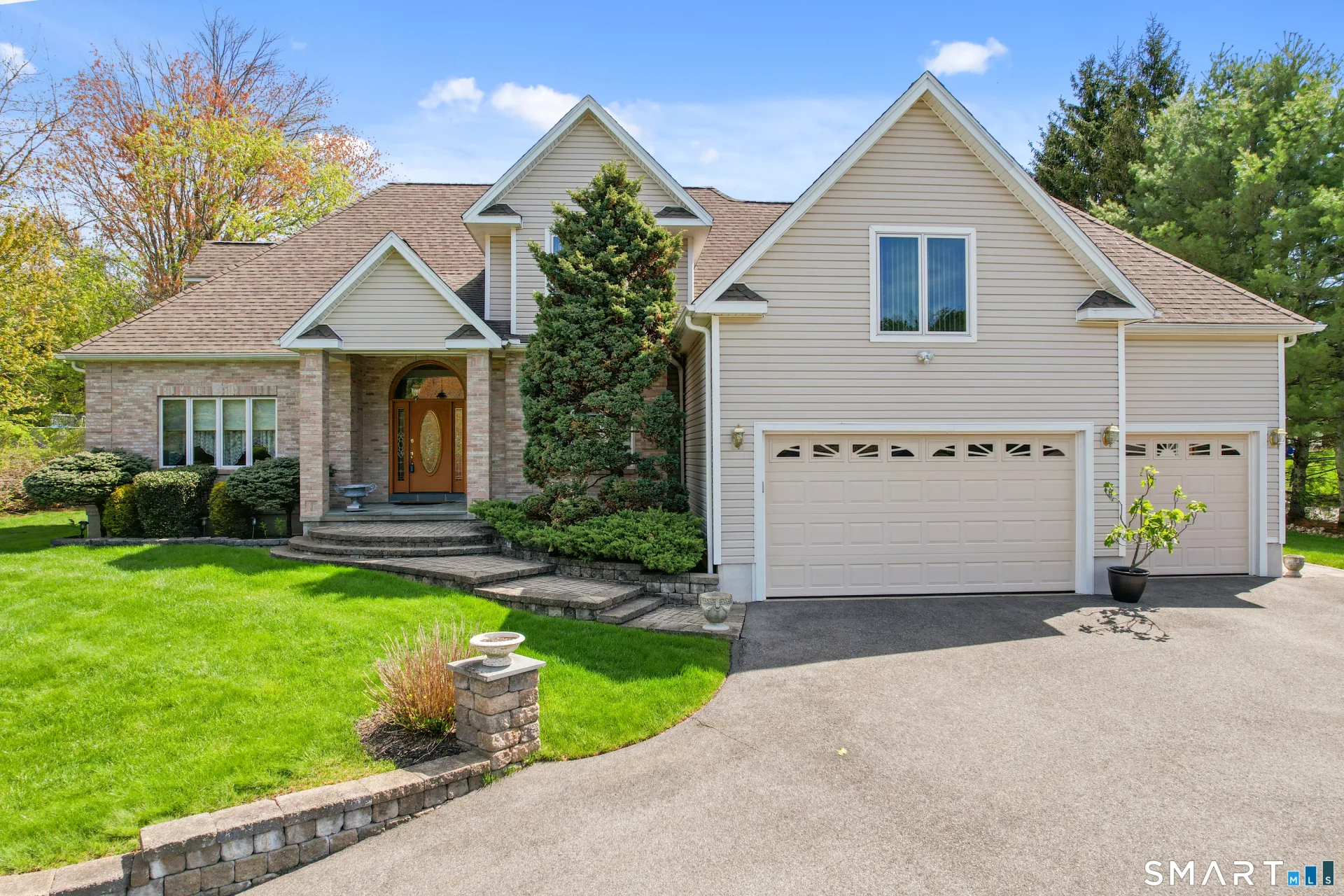 44 Chippenwood Lane, Bristol, CT