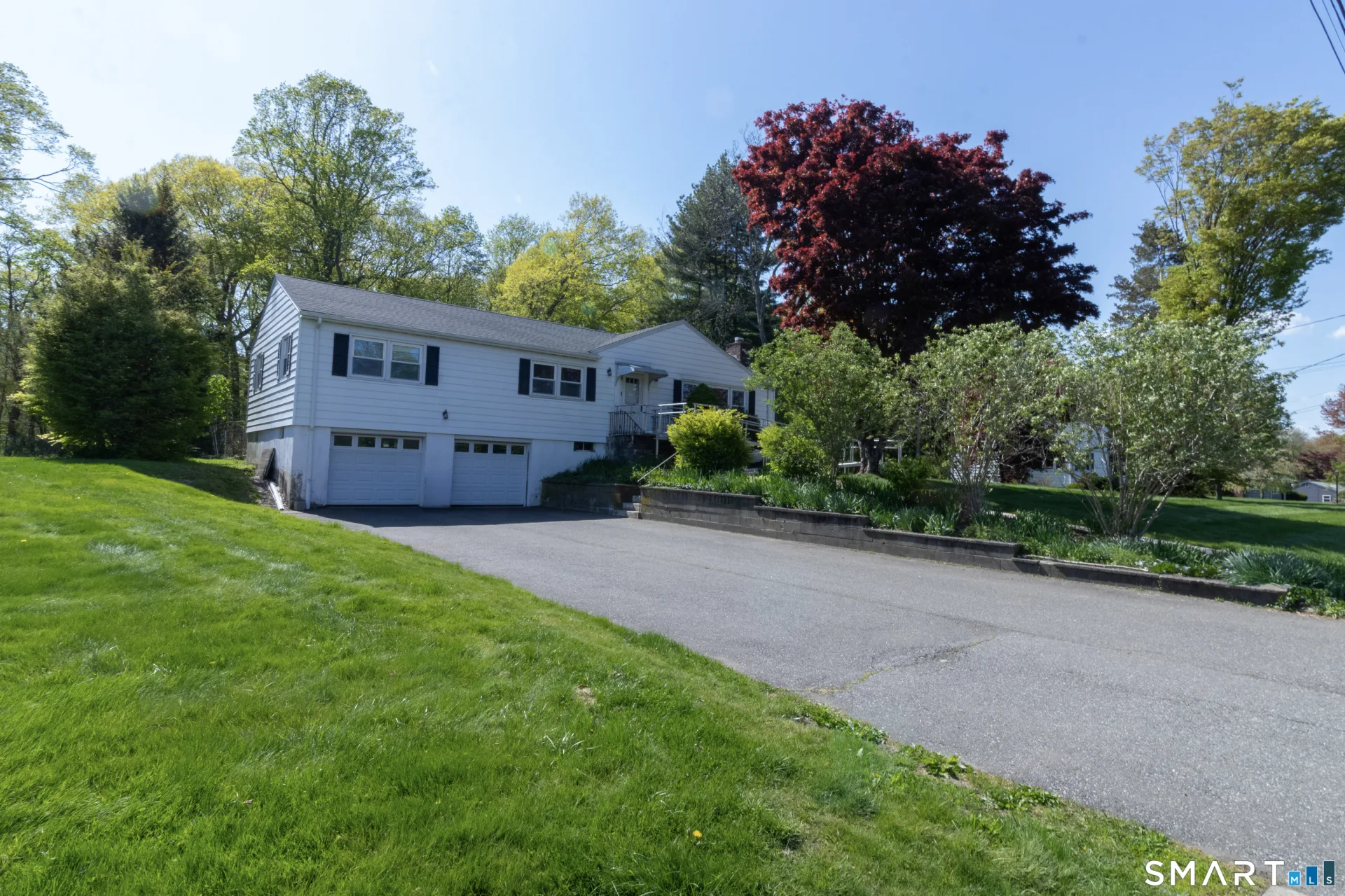 571 Avon Drive, Orange, CT