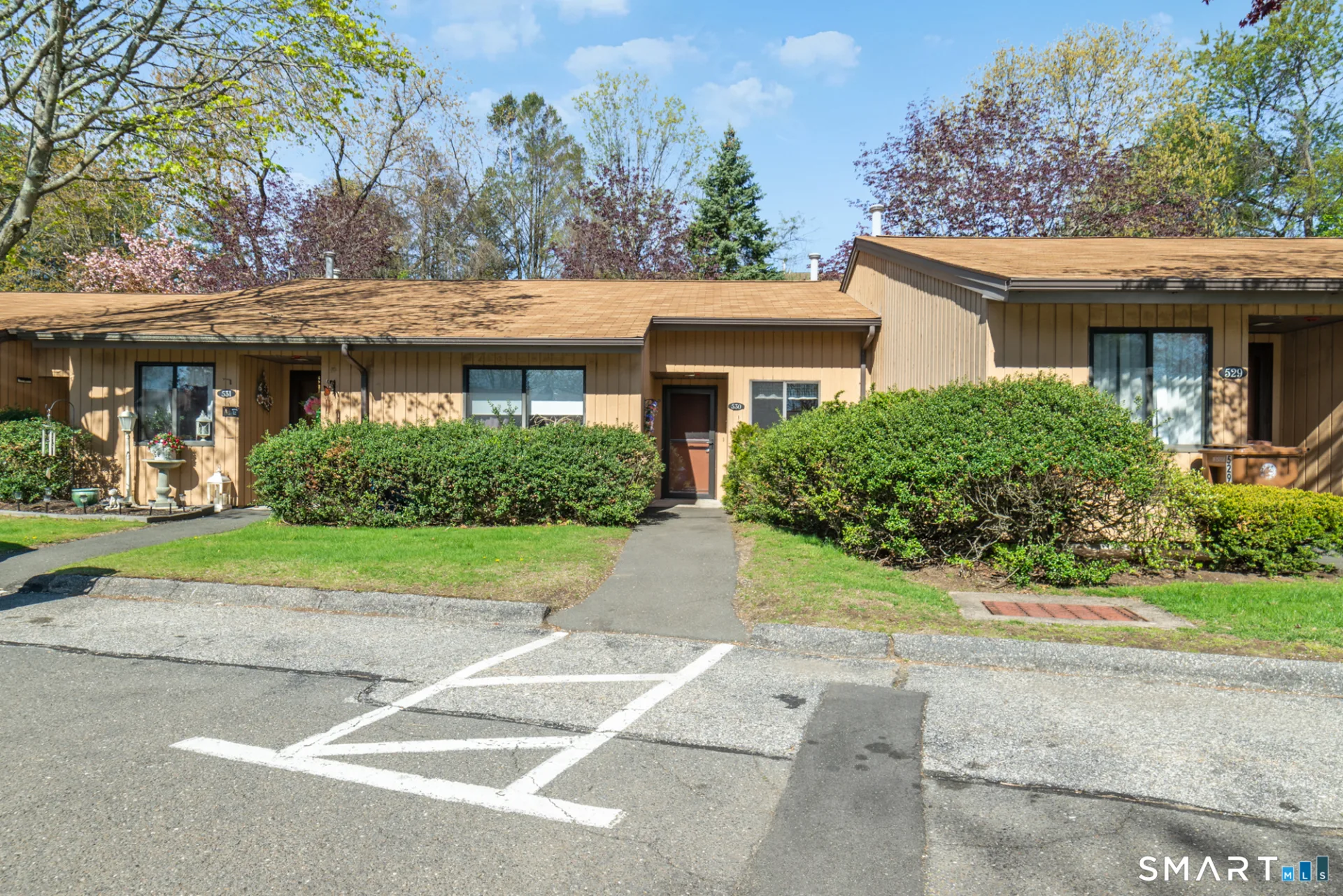 530 Asbury Ridge #530, Shelton, CT