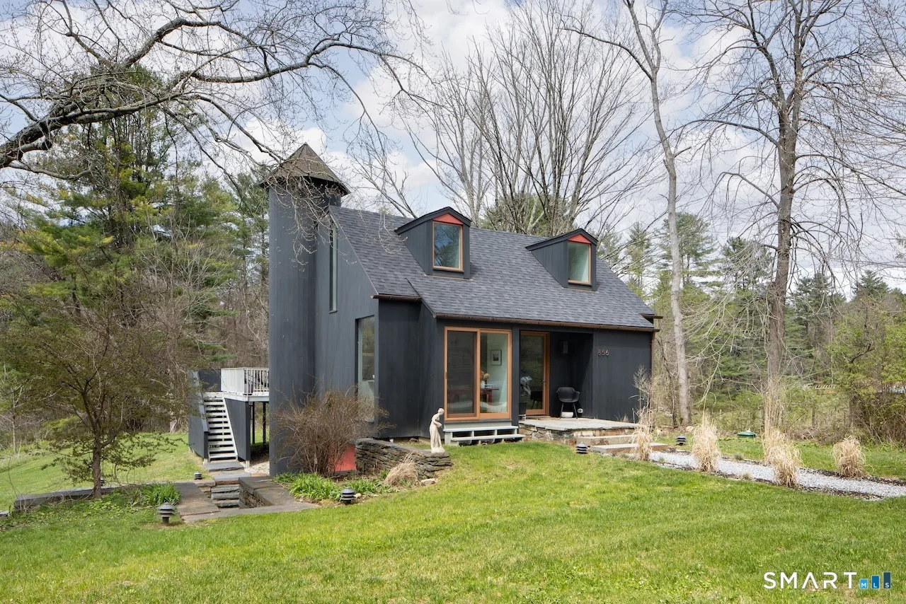 856 Barnum Street, Sheffield, CT