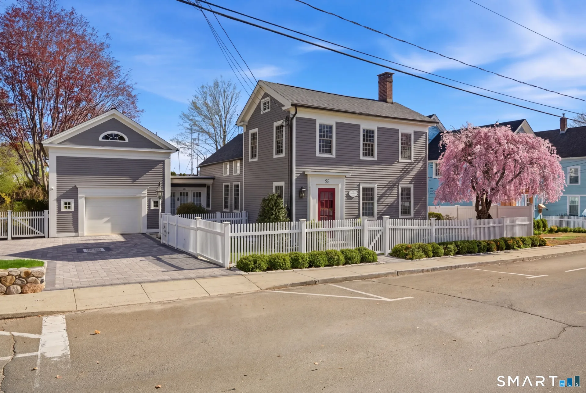 25 Pratt Street, Essex, CT