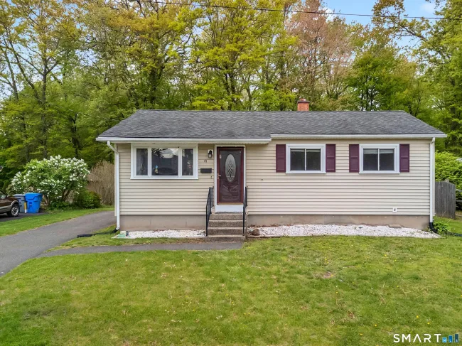 41 Hemingway Street, Plainville, CT