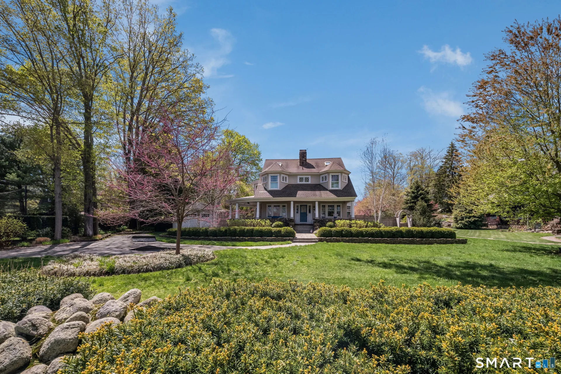 880 Boston Post Road, Madison, CT