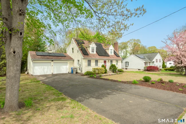 75 Village Street
