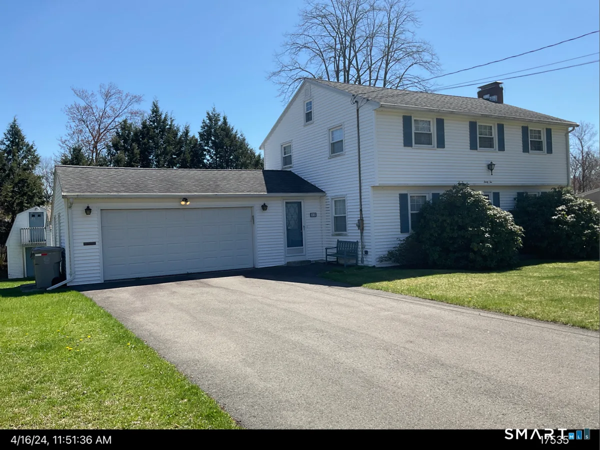 32 Loveland Lane, Bristol, CT