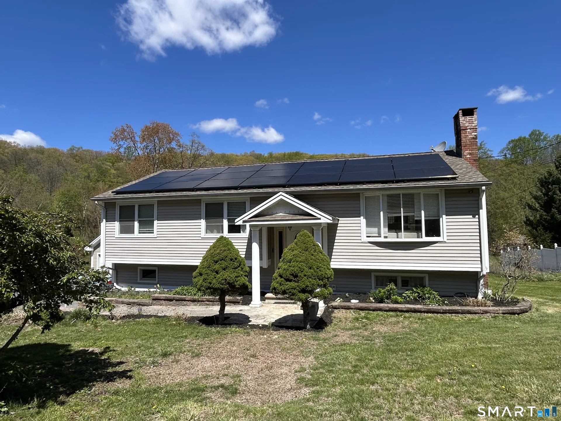 205 West Road, Beacon Falls, CT