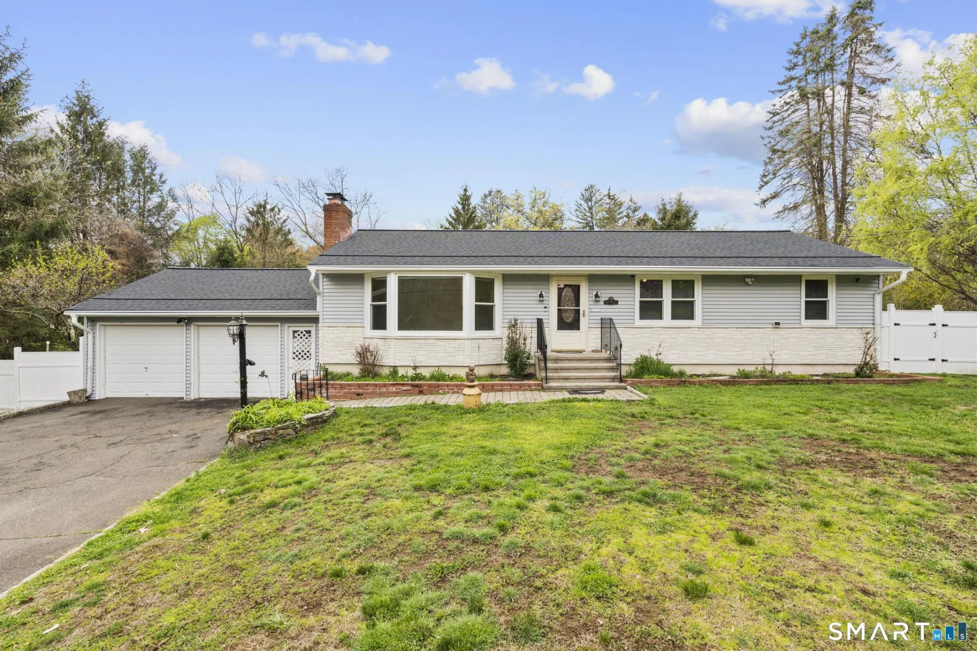 205 Nichols Avenue, Shelton, CT