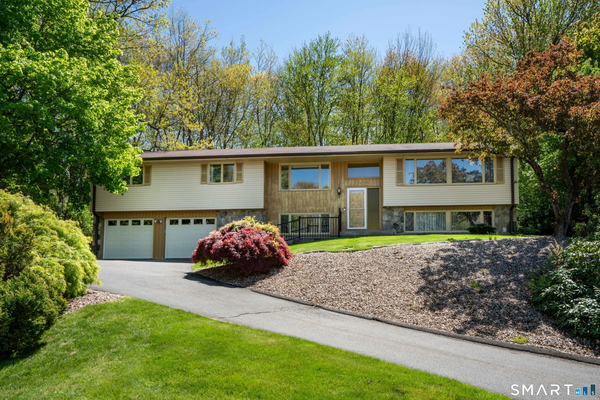 121 Shepard Drive, Manchester, CT